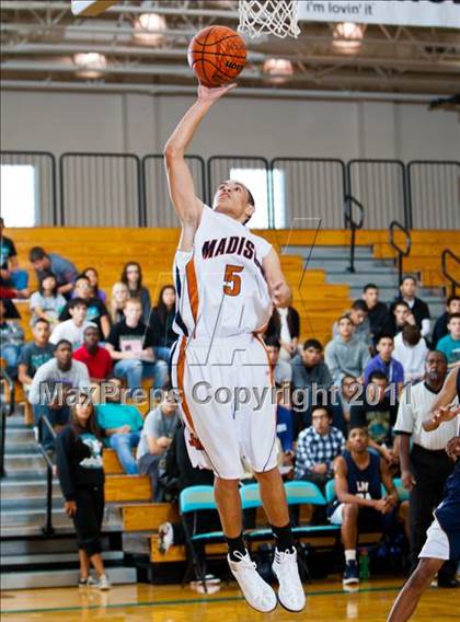 Thumbnail 1 in Madison [James] vs La Marque (McDonald's Texas Invitational) photogallery.