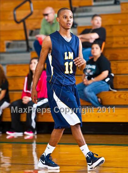 Thumbnail 3 in Madison [James] vs La Marque (McDonald's Texas Invitational) photogallery.
