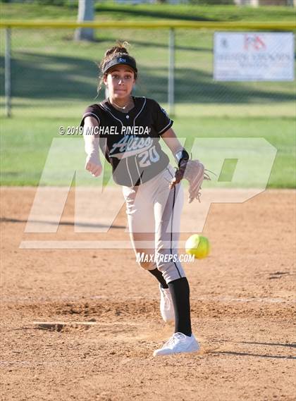 Thumbnail 1 in Northwood @ Aliso Niguel photogallery.
