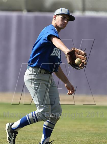 Thumbnail 1 in Burbank @ Hoover photogallery.