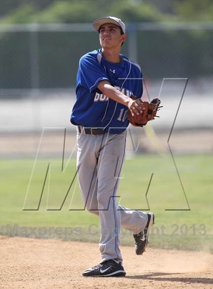 Thumbnail 3 in Burbank @ Hoover photogallery.