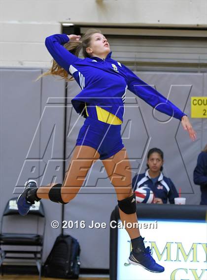 Thumbnail 3 in Clark vs Clemens (NEISD Invitational) photogallery.
