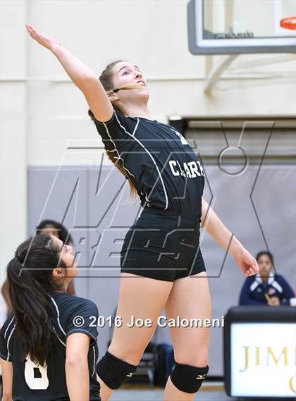 Thumbnail 3 in Clark vs Clemens (NEISD Invitational) photogallery.