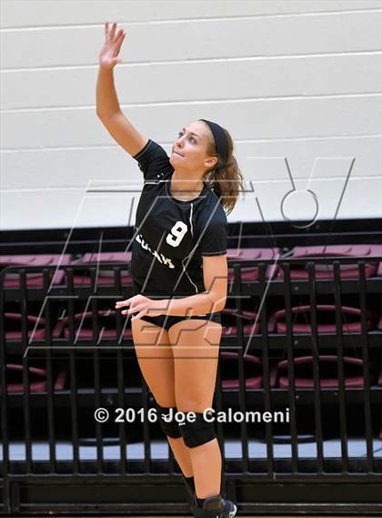 Thumbnail 3 in Clark vs Clemens (NEISD Invitational) photogallery.