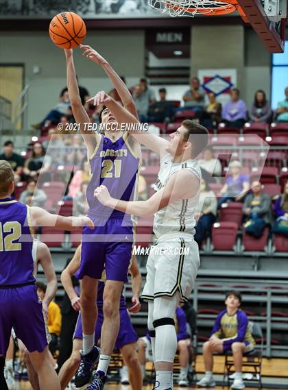 Thumbnail 3 in Southside vs. Berryville (AAA 4A State Round One) photogallery.