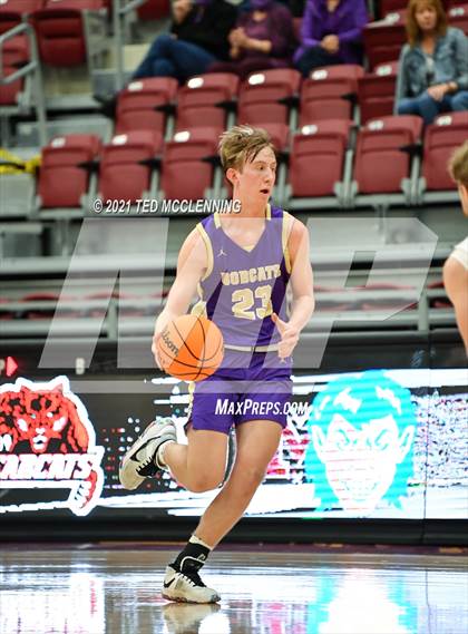 Thumbnail 2 in Southside vs. Berryville (AAA 4A State Round One) photogallery.
