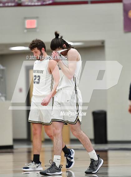 Thumbnail 3 in Southside vs. Berryville (AAA 4A State Round One) photogallery.