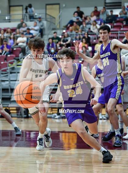 Thumbnail 1 in Southside vs. Berryville (AAA 4A State Round One) photogallery.