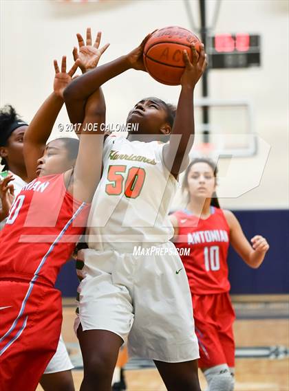 Thumbnail 1 in Antonian Prep Vs Houston [Sam] (SAISD Invitational) photogallery.