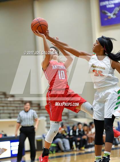 Thumbnail 1 in Antonian Prep Vs Houston [Sam] (SAISD Invitational) photogallery.