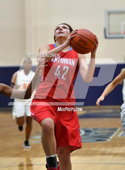 Thumbnail 3 in Antonian Prep Vs Houston [Sam] (SAISD Invitational) photogallery.