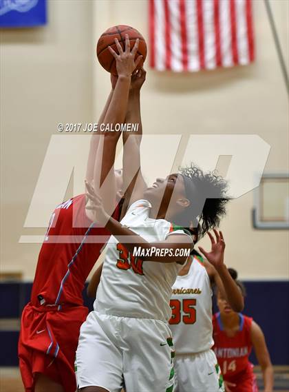 Thumbnail 3 in Antonian Prep Vs Houston [Sam] (SAISD Invitational) photogallery.