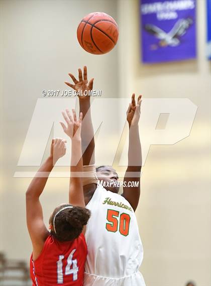 Thumbnail 3 in Antonian Prep Vs Houston [Sam] (SAISD Invitational) photogallery.