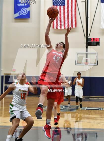 Thumbnail 3 in Antonian Prep Vs Houston [Sam] (SAISD Invitational) photogallery.