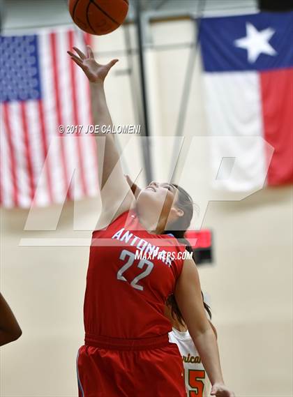 Thumbnail 3 in Antonian Prep Vs Houston [Sam] (SAISD Invitational) photogallery.