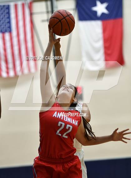 Thumbnail 2 in Antonian Prep Vs Houston [Sam] (SAISD Invitational) photogallery.