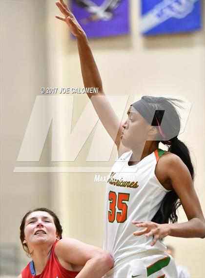 Thumbnail 3 in Antonian Prep Vs Houston [Sam] (SAISD Invitational) photogallery.