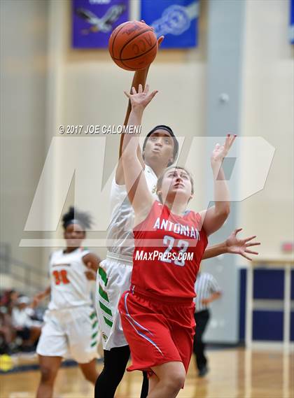 Thumbnail 3 in Antonian Prep Vs Houston [Sam] (SAISD Invitational) photogallery.