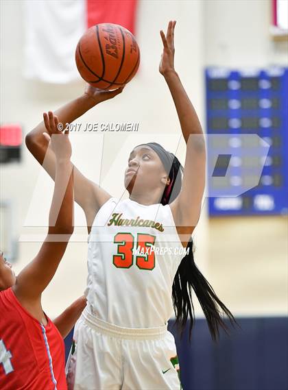 Thumbnail 3 in Antonian Prep Vs Houston [Sam] (SAISD Invitational) photogallery.
