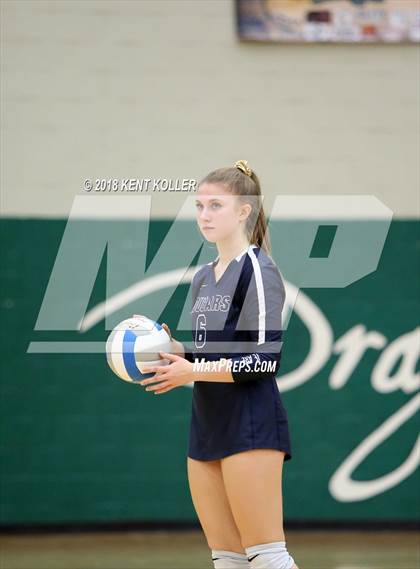 Thumbnail 3 in Lake Orion vs Stoney Creek (MHSAA Regional Semifinal) photogallery.