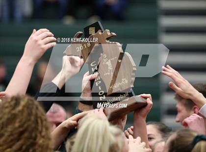 Thumbnail 2 in Lake Orion vs Stoney Creek (MHSAA Regional Semifinal) photogallery.