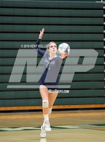 Thumbnail 2 in Lake Orion vs Stoney Creek (MHSAA Regional Semifinal) photogallery.
