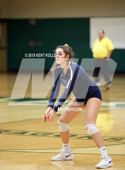 Thumbnail 2 in Lake Orion vs Stoney Creek (MHSAA Regional Semifinal) photogallery.