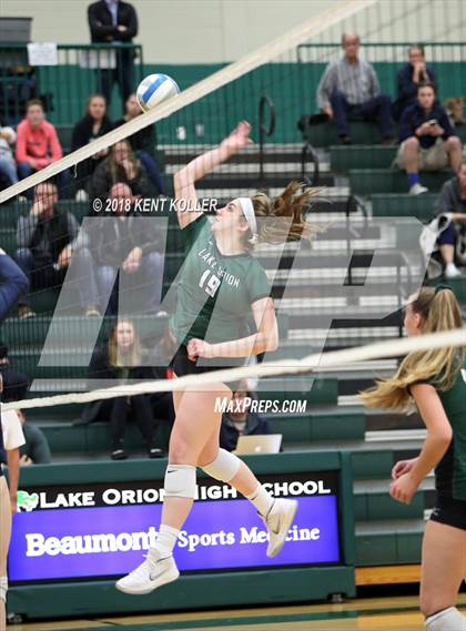 Thumbnail 3 in Lake Orion vs Stoney Creek (MHSAA Regional Semifinal) photogallery.