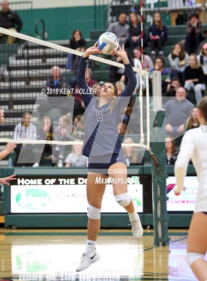Thumbnail 1 in Lake Orion vs Stoney Creek (MHSAA Regional Semifinal) photogallery.