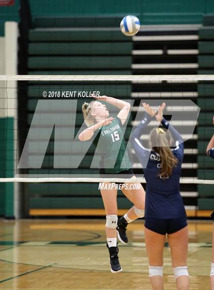 Thumbnail 2 in Lake Orion vs Stoney Creek (MHSAA Regional Semifinal) photogallery.