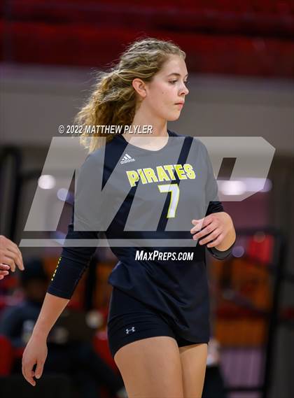 Thumbnail 2 in Union Academy vs Perquimans (NCHSAA 1A Final) (1 of 2 - the Game)  photogallery.