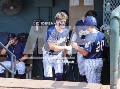 Thumbnail 3 in Keller vs. Rockwall-Heath (UIL 6A Final) photogallery.