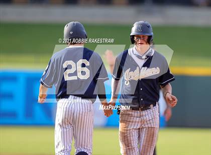 Thumbnail 1 in Keller vs. Rockwall-Heath (UIL 6A Final) photogallery.