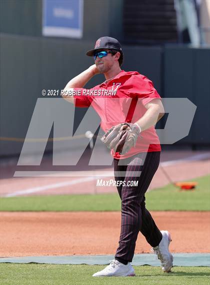 Thumbnail 3 in Keller vs. Rockwall-Heath (UIL 6A Final) photogallery.