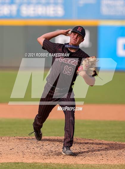 Thumbnail 2 in Keller vs. Rockwall-Heath (UIL 6A Final) photogallery.