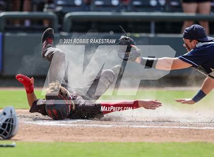 Thumbnail 1 in Keller vs. Rockwall-Heath (UIL 6A Final) photogallery.