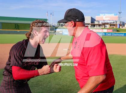 Thumbnail 2 in Keller vs. Rockwall-Heath (UIL 6A Final) photogallery.