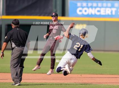 Thumbnail 3 in Keller vs. Rockwall-Heath (UIL 6A Final) photogallery.