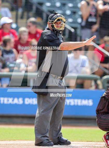 Thumbnail 1 in Keller vs. Rockwall-Heath (UIL 6A Final) photogallery.