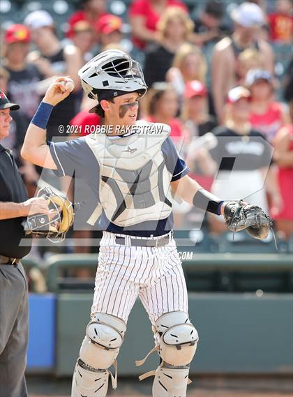 Thumbnail 3 in Keller vs. Rockwall-Heath (UIL 6A Final) photogallery.