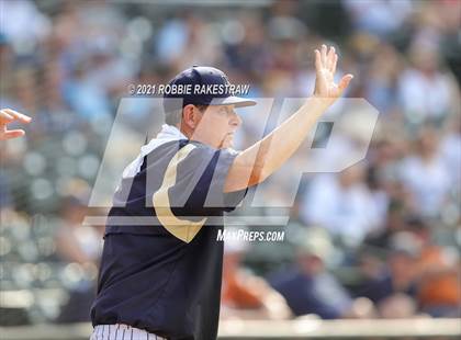 Thumbnail 2 in Keller vs. Rockwall-Heath (UIL 6A Final) photogallery.