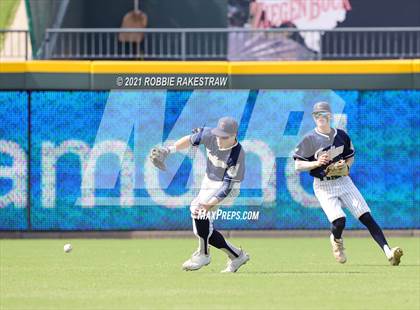Thumbnail 3 in Keller vs. Rockwall-Heath (UIL 6A Final) photogallery.