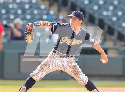 Thumbnail 2 in Keller vs. Rockwall-Heath (UIL 6A Final) photogallery.