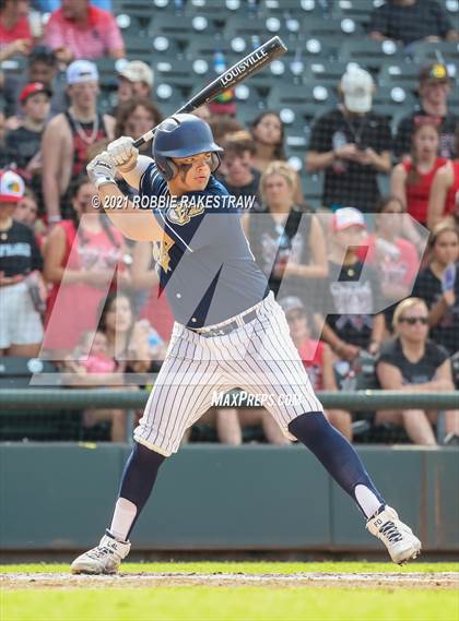 Thumbnail 3 in Keller vs. Rockwall-Heath (UIL 6A Final) photogallery.