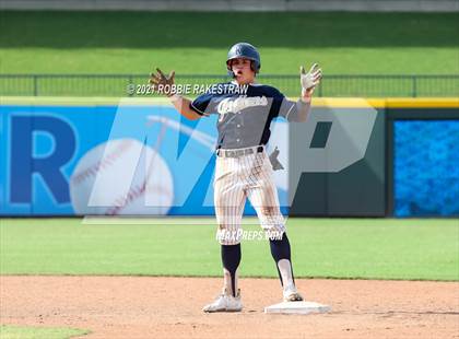 Thumbnail 2 in Keller vs. Rockwall-Heath (UIL 6A Final) photogallery.