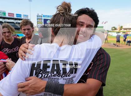 Thumbnail 1 in Keller vs. Rockwall-Heath (UIL 6A Final) photogallery.