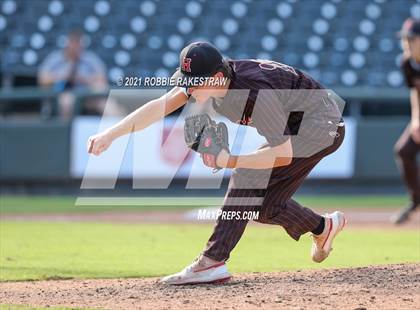 Thumbnail 3 in Keller vs. Rockwall-Heath (UIL 6A Final) photogallery.