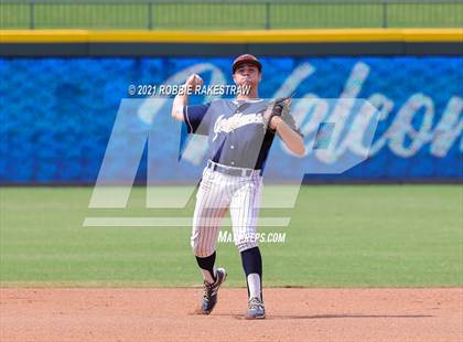 Thumbnail 3 in Keller vs. Rockwall-Heath (UIL 6A Final) photogallery.