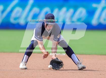 Thumbnail 1 in Keller vs. Rockwall-Heath (UIL 6A Final) photogallery.