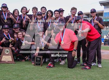 Thumbnail 2 in Keller vs. Rockwall-Heath (UIL 6A Final) photogallery.